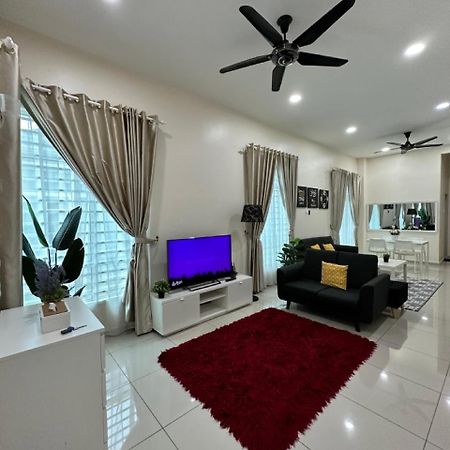 Rumahku Homestay, Taman Jasin Perdana Luaran gambar