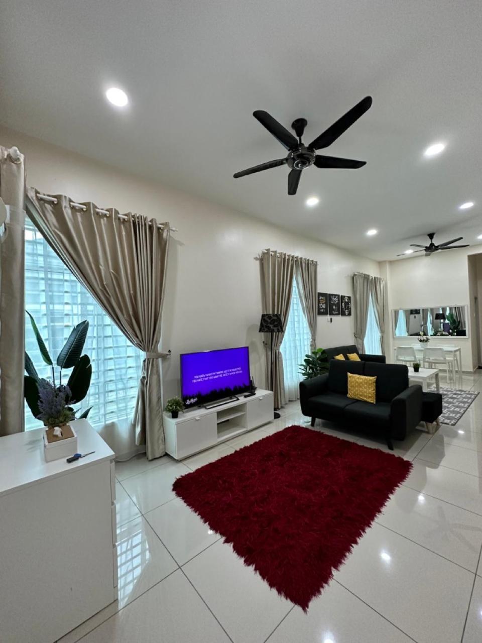 Rumahku Homestay, Taman Jasin Perdana Luaran gambar